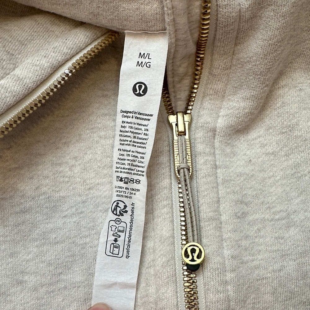 Lululemon Scuba Oversized Funnel-Neck Half
Zip - Picture 3 of 4